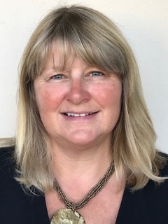 photograph of Dr. Julia Platts